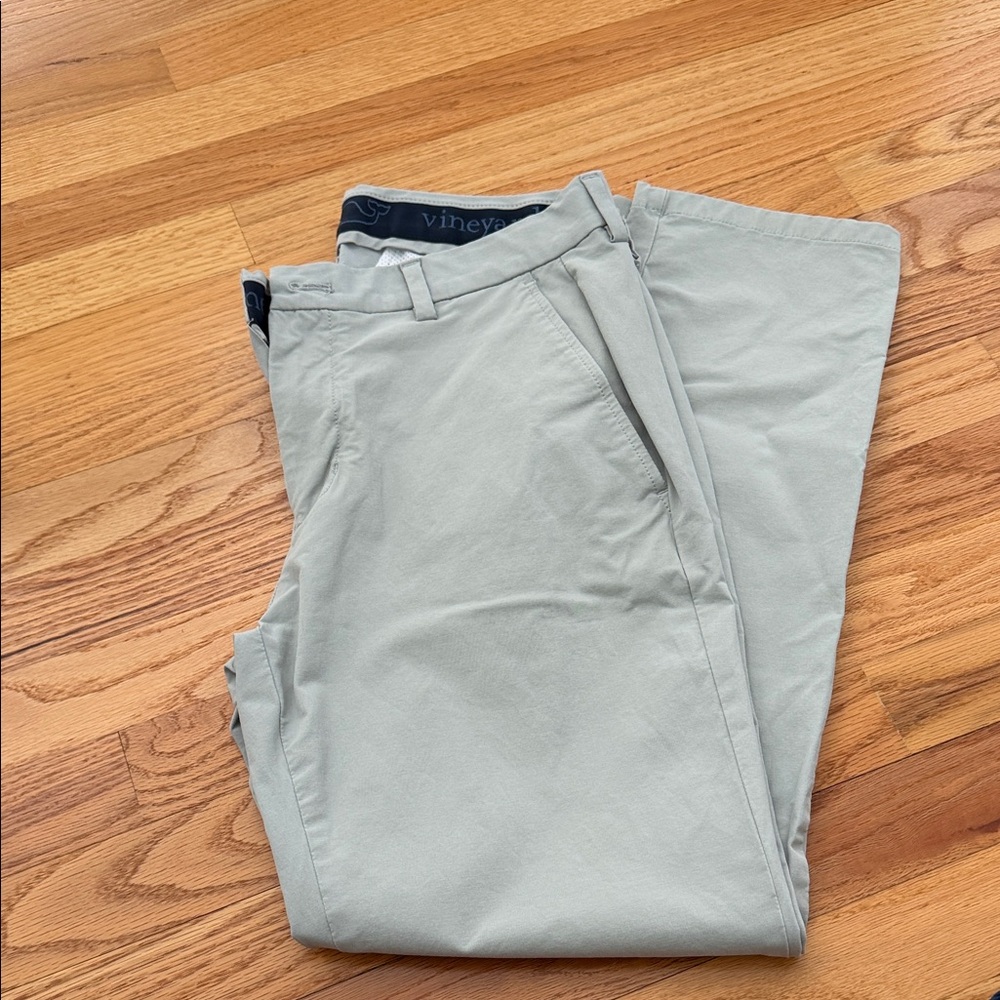 Vineyard Vines Men's Gray Chinos